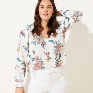 LOFT Plus Floral V-Neck Puff Sleeve Blouse. Plus Size 16. New With Tags.